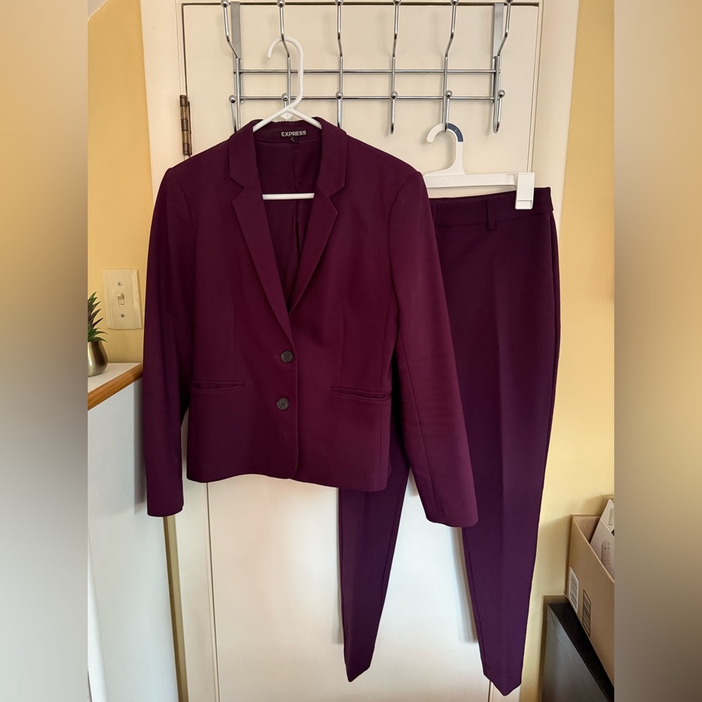 Express Women’s Purple Suit Set